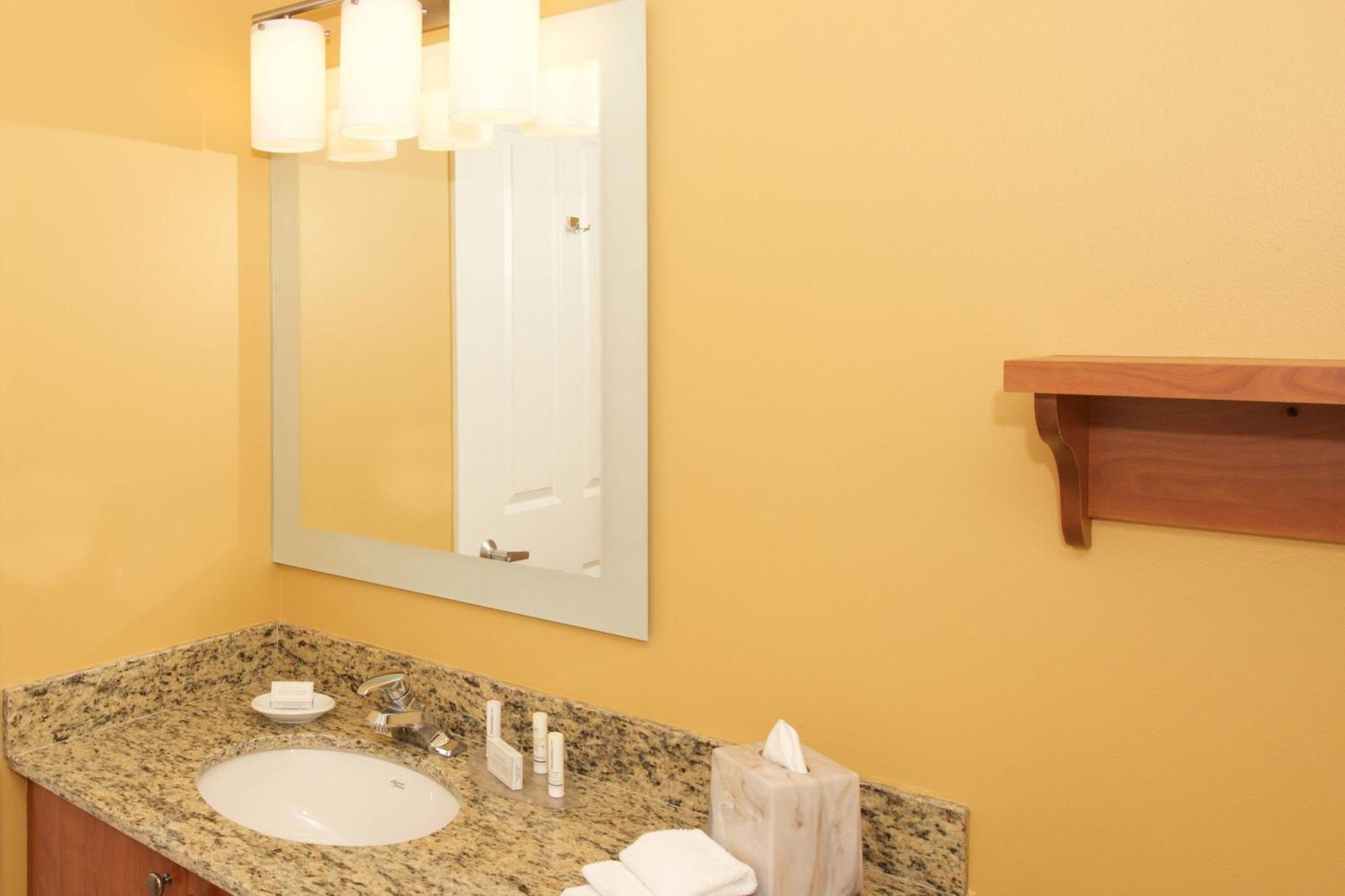 Towneplace Suites By Marriott Seattle Everett/מוקילטאו מראה חיצוני תמונה